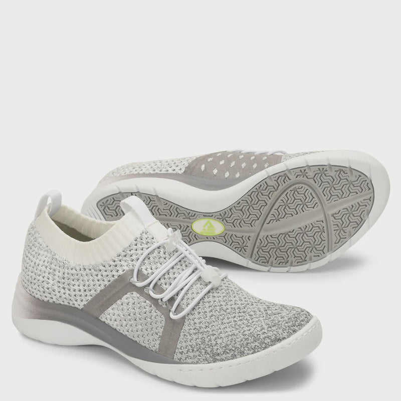 Nurse Mates Women's Align™ Torri Work Shoes